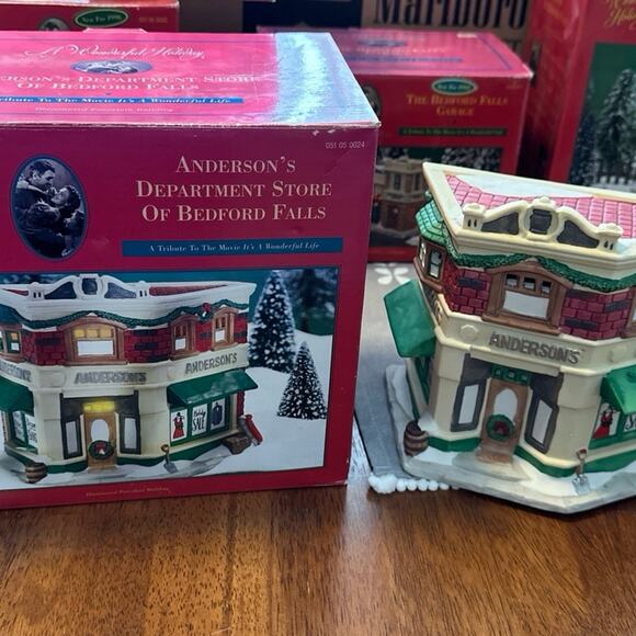 A Wonderful Life Holiday Village Bedford Falls Anderson’s Department Store Great - Picture 1 of 6